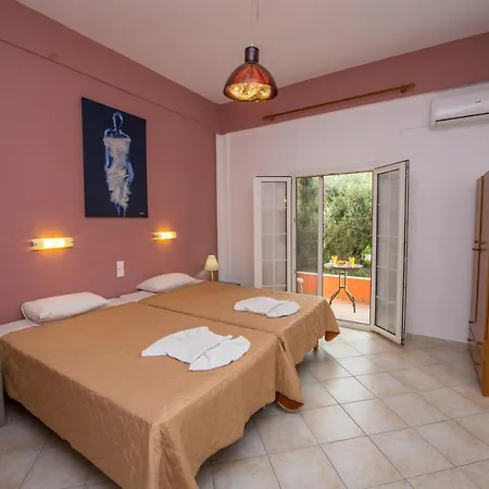 Kogeros Daire Agios Georgios Pagon